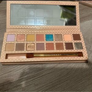 Kylie Cosmetics Original Vacation Eyeshadow Palette